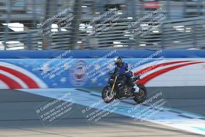 media/Nov-26-2022-Fastrack Riders (Sat) [[b001e85eef]]/Level 1/Session 1 Front Straight/